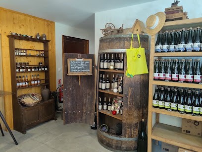 Cidrerie Distillerie Le Père Mahieu, Ferme Bio à Bricquebosq