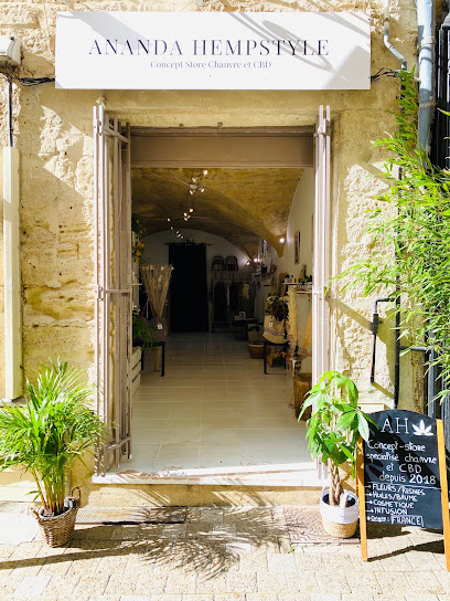 Ananda Hempstyle Uzès-Concept Store Chanvre Et Cbd Magasin Bio à Uzès
