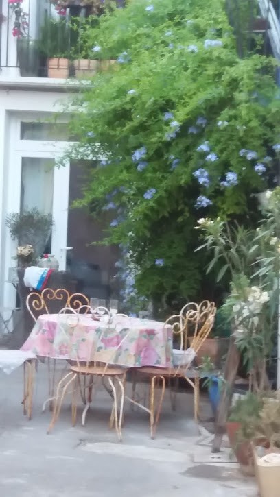 Ananda Marie France, Magasin Bio à Mèze